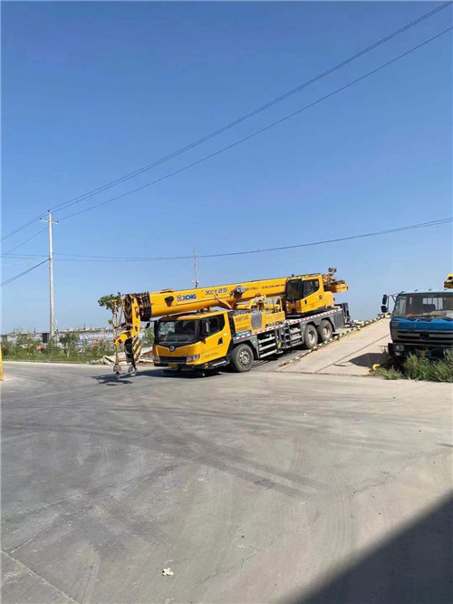 曲靖市吊车作业时，可能会产生哪些额外收费项目？